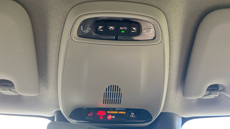 Volvo Xc40 2.0 B4P Inscription 5dr AWD Auto Petrol Estate